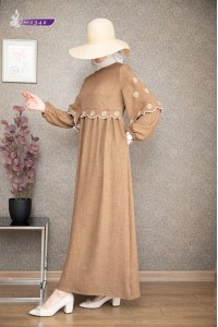 1342 Papatya Desenli Elbise - Taba