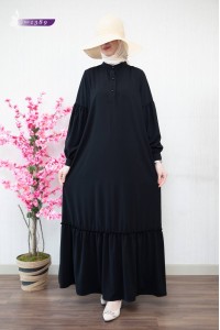 1389 Sade Düz Model Elbise - Siyah 