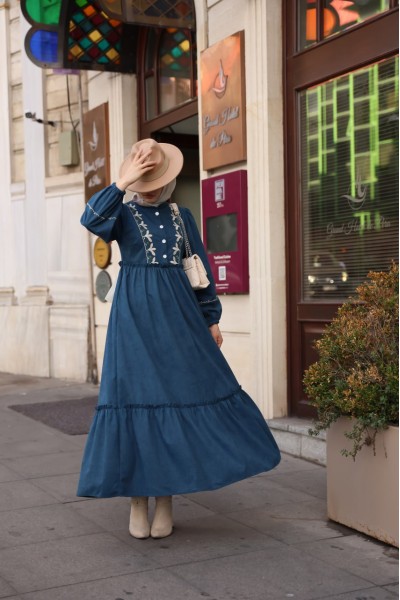  1580 Nakış Detaylı Elbise - Petrol 