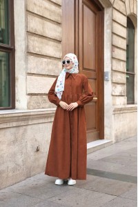 1596 Düğme Detaylı Elbise - Taba 
