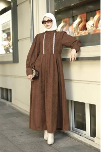 1601 Dantel Detaylı Elbise - Taba